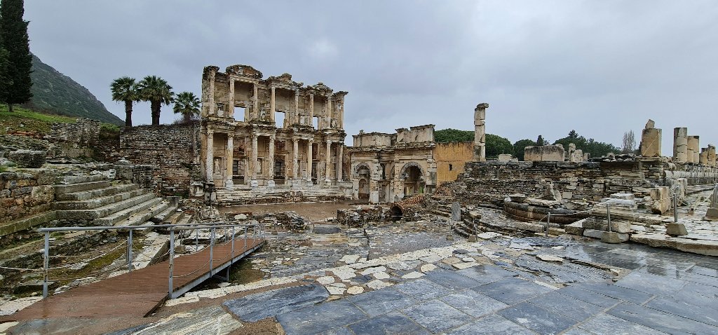 Revelion 2026-2027 in Turcia Egeeana cu autocarul, 7 zile. Kusadasi, Istanbul, Efes si Pamukkale